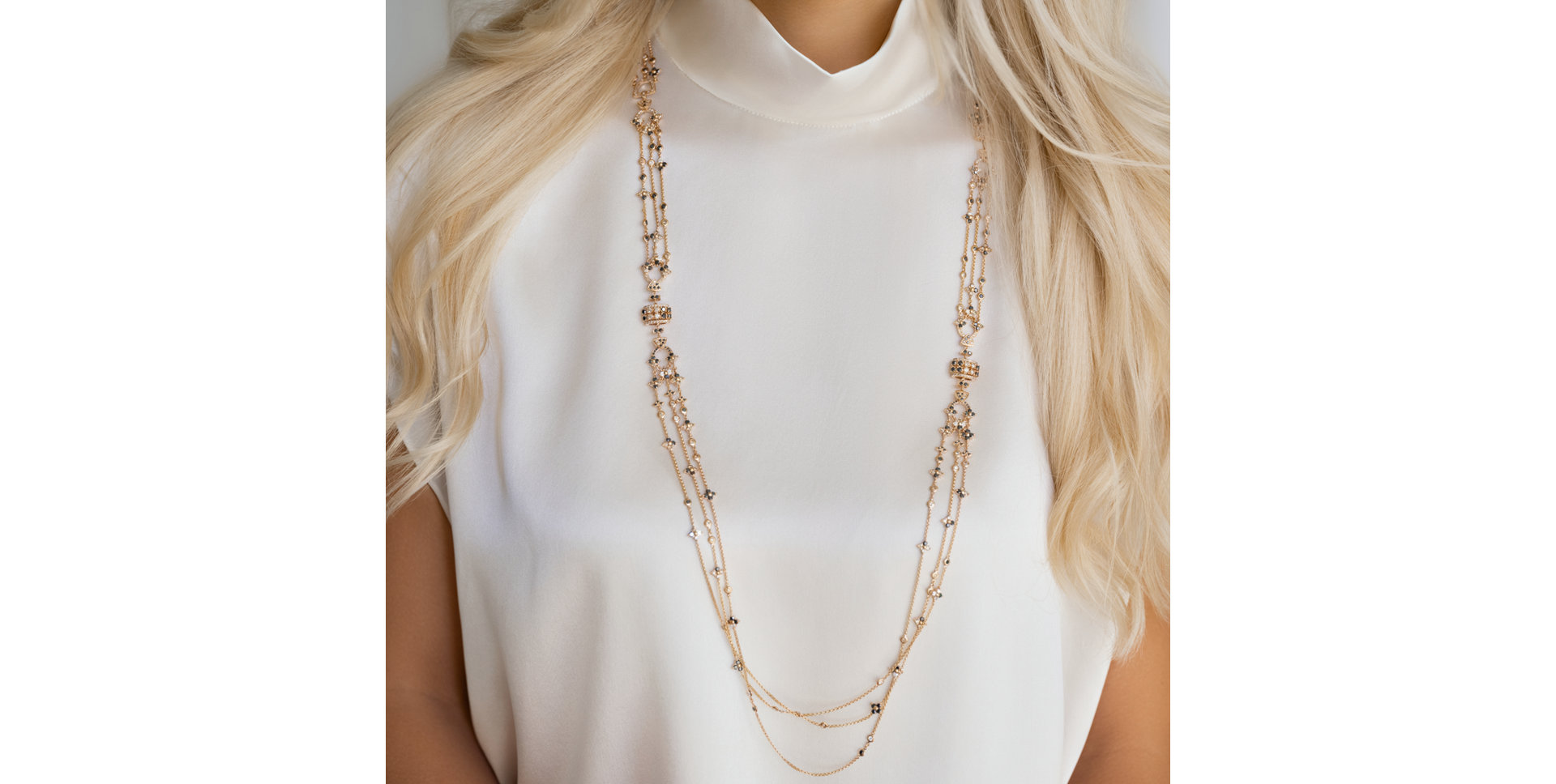 Náhrdelník s bielymi a hnedými diamantmi Eternal Essence