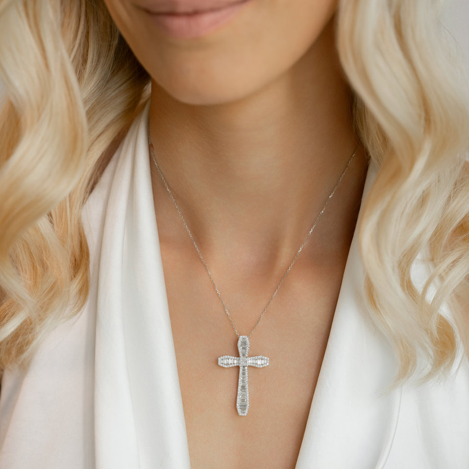 Prívesok s diamantmi Diane Key