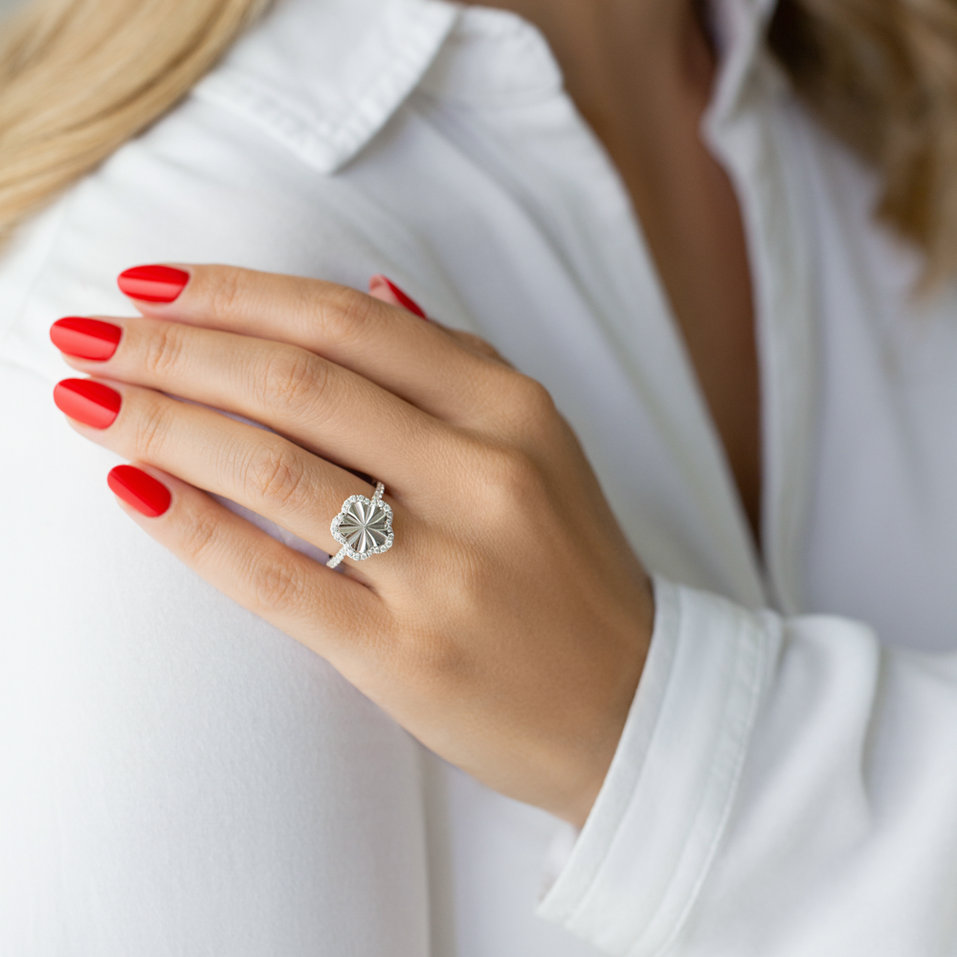 Prsteň s diamantmi Flower Geometry