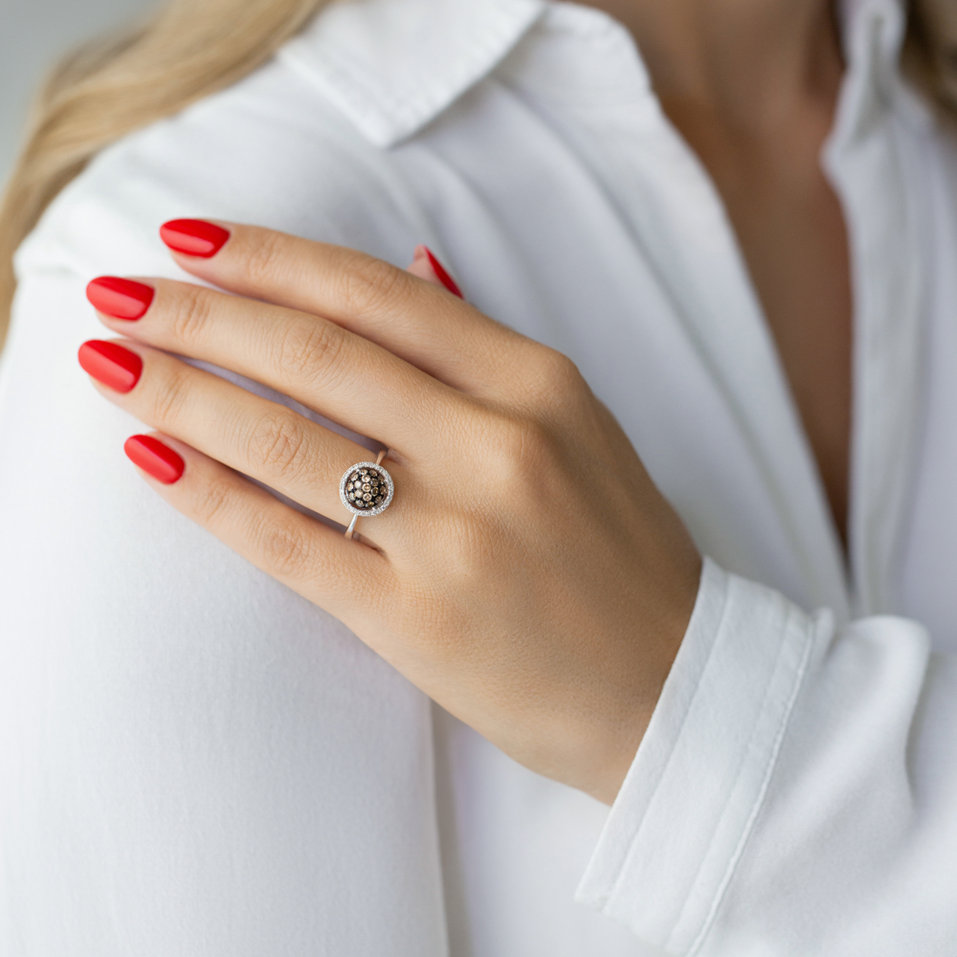 Prsteň s bielymi a hnedými diamantmi Armida