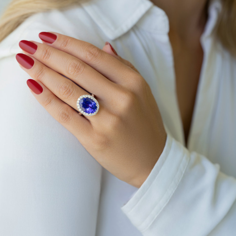 Prsteň s tanzanitom a diamantmi Ascending