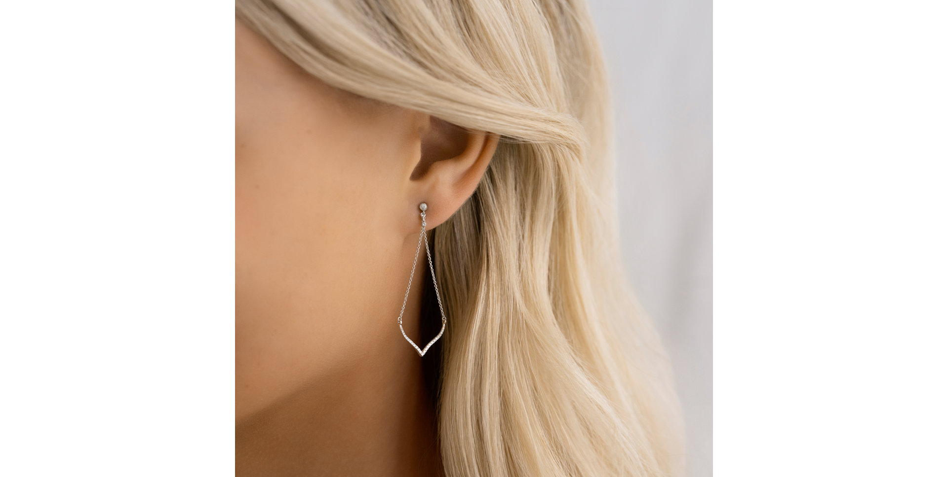 Náušnice s diamantmi Essential Allure