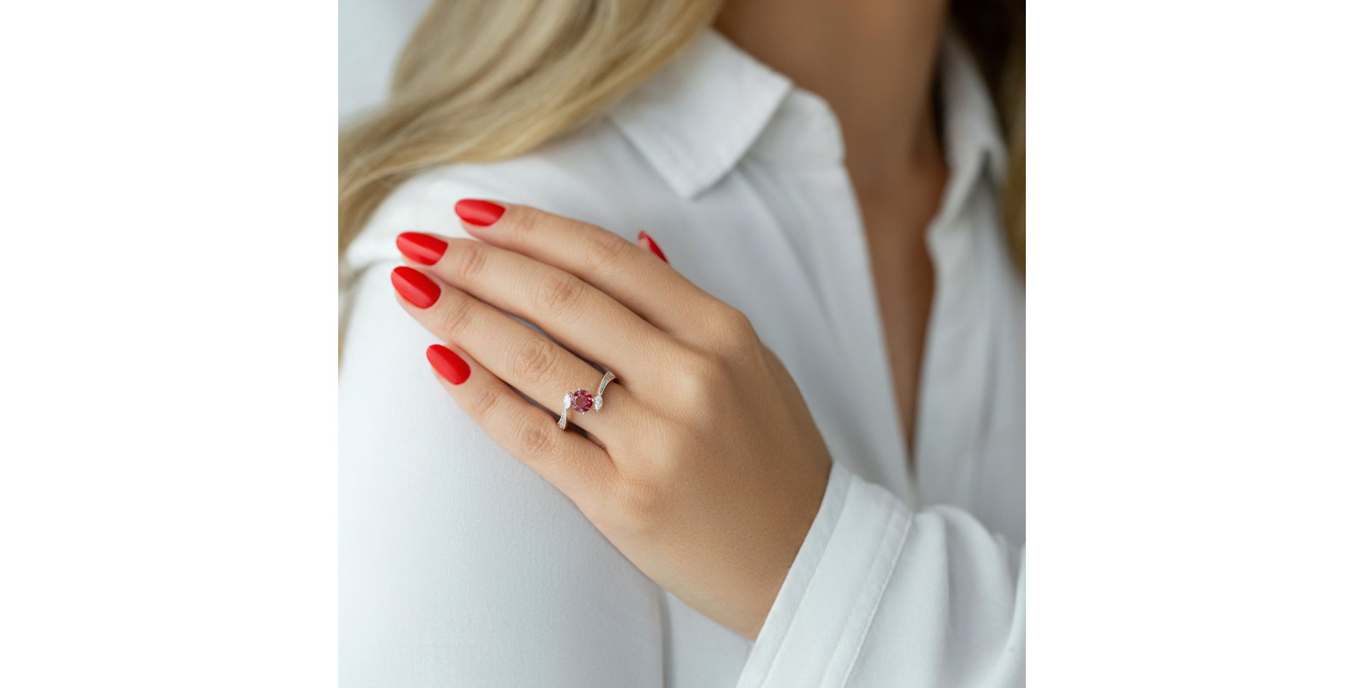 Prsteň s turmalínom a diamantmi Red Comet