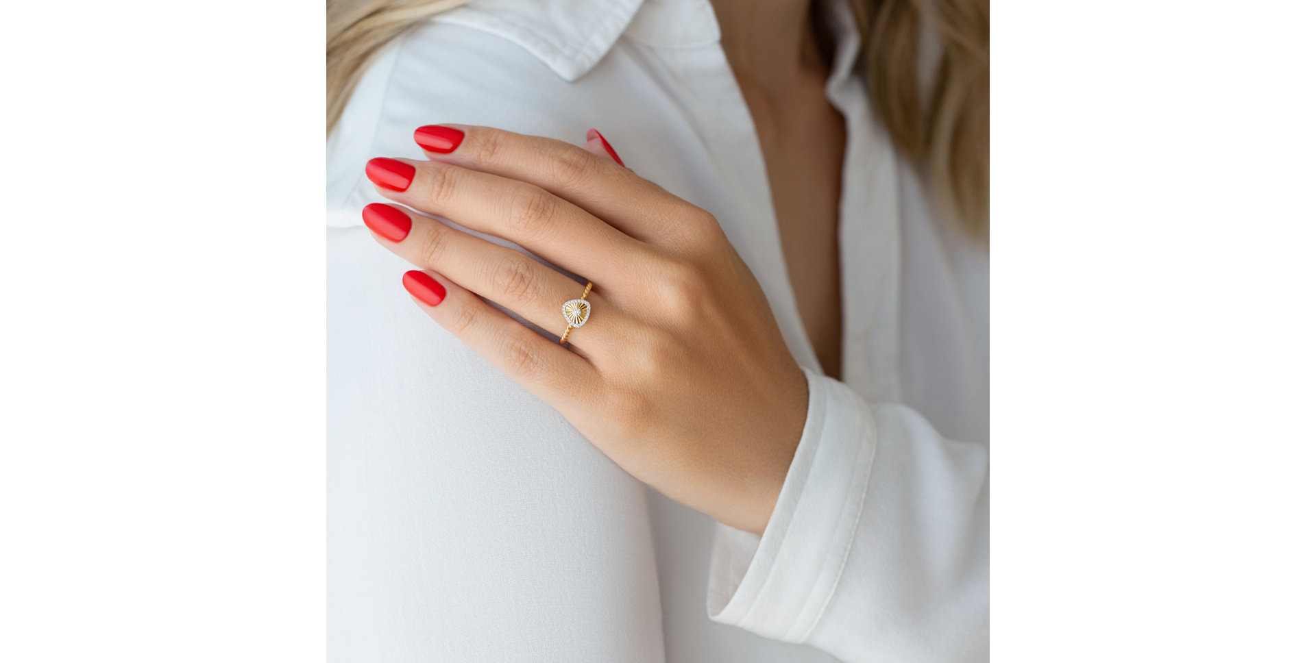 Prsteň s diamantmi Luxury Caress