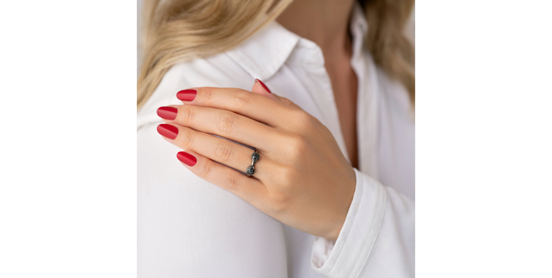 Prsteň s čiernymi diamantmi Space Kiss