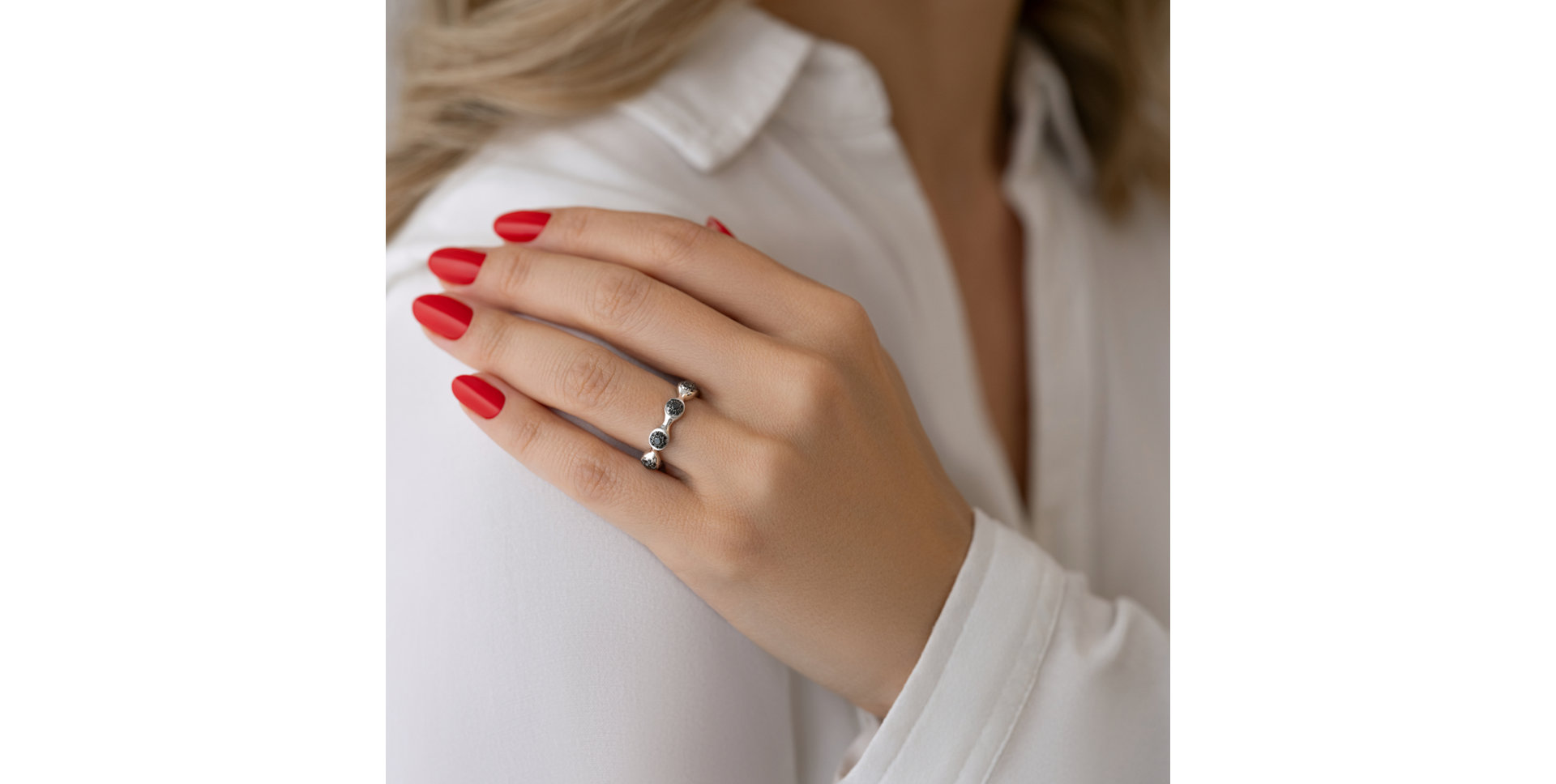 Prsteň s čiernymi diamantmi Vesper Passion