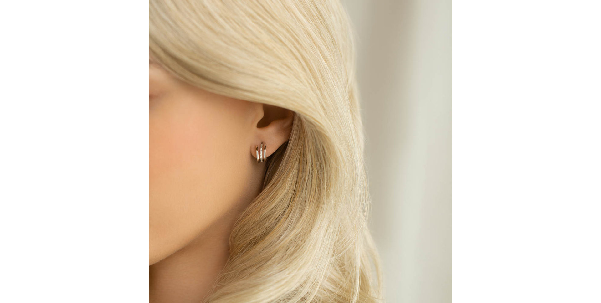 Náušnice s diamantmi Parallel Glow