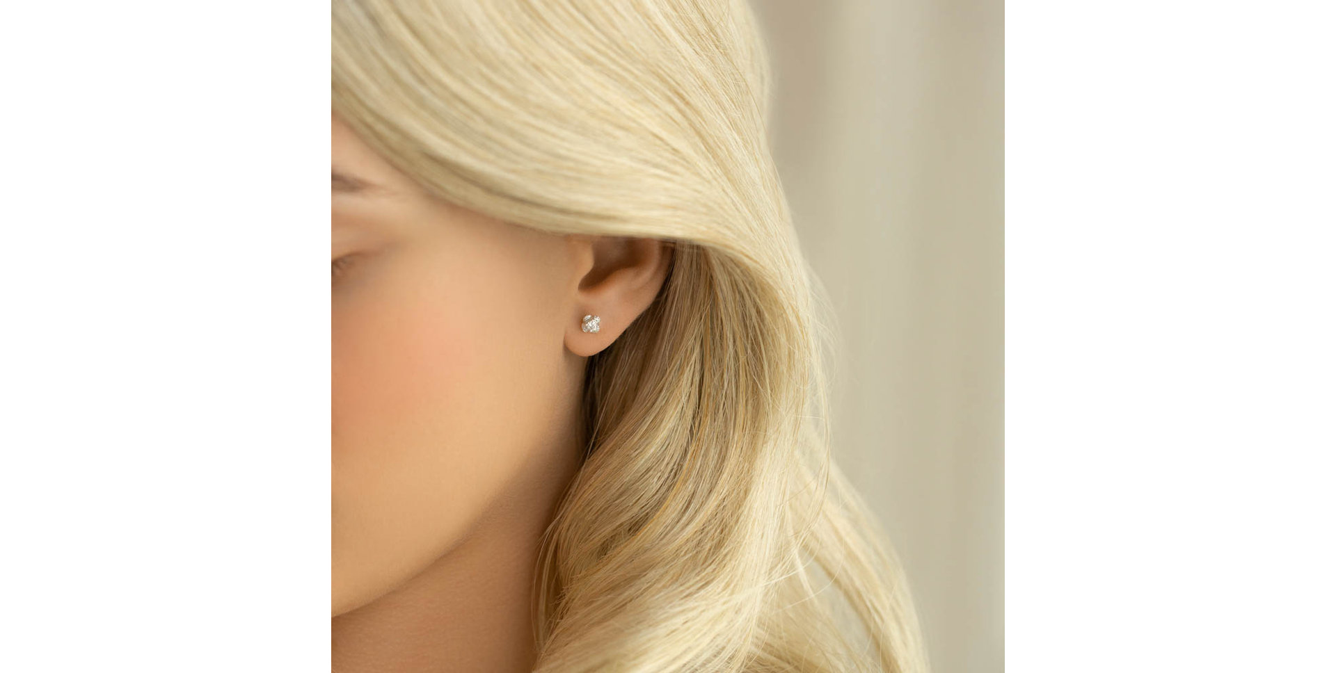 Náušnice s diamantmi Brilliant Petals