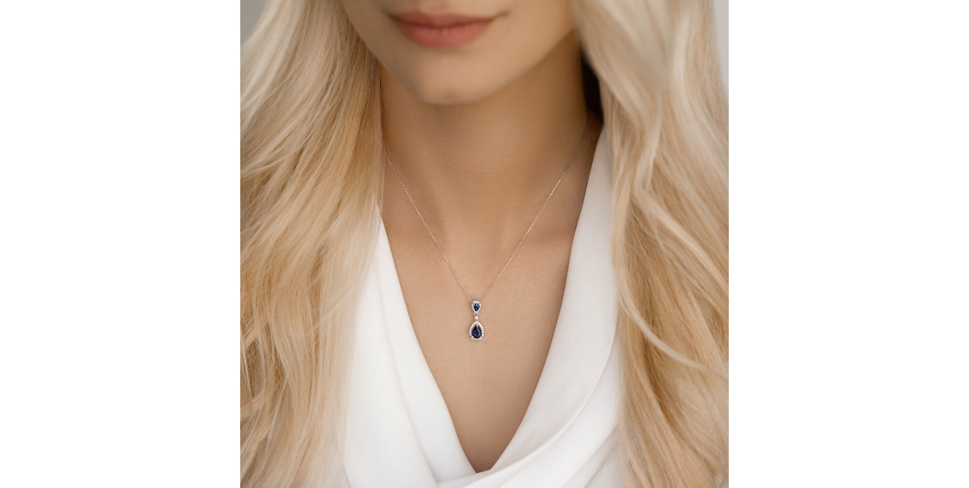 Přívěsok s diamantmi a zafírmi King Legend