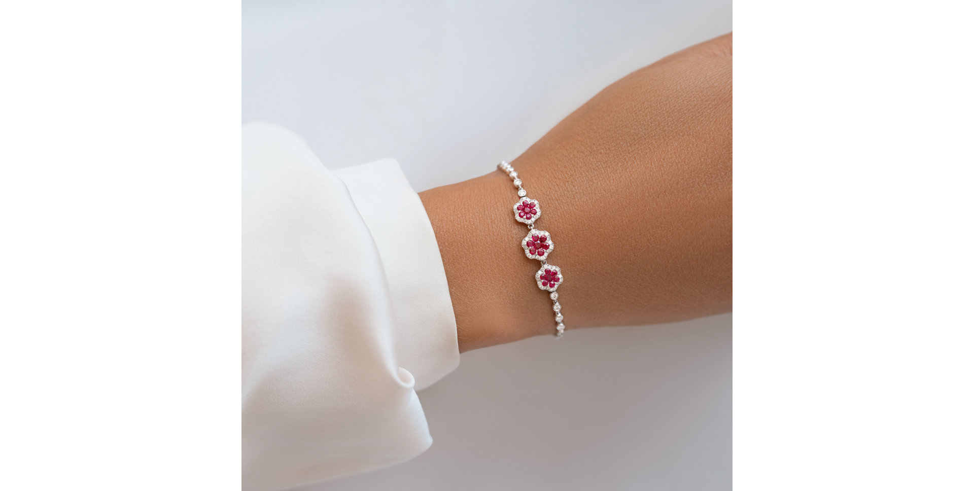 Náramok s diamantmi a zafírmi Talon