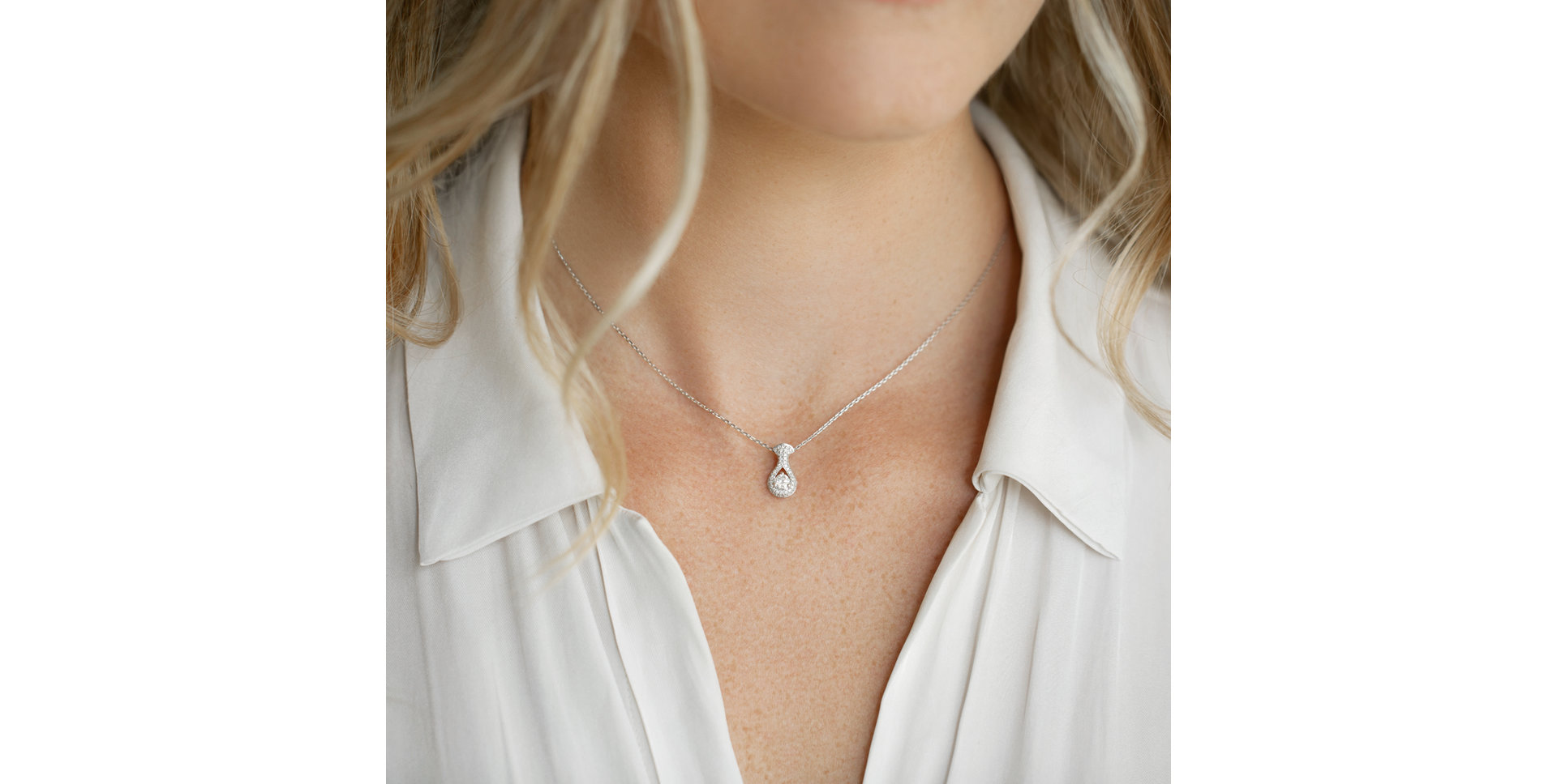 Prívesok s diamantmi Glittering Drop