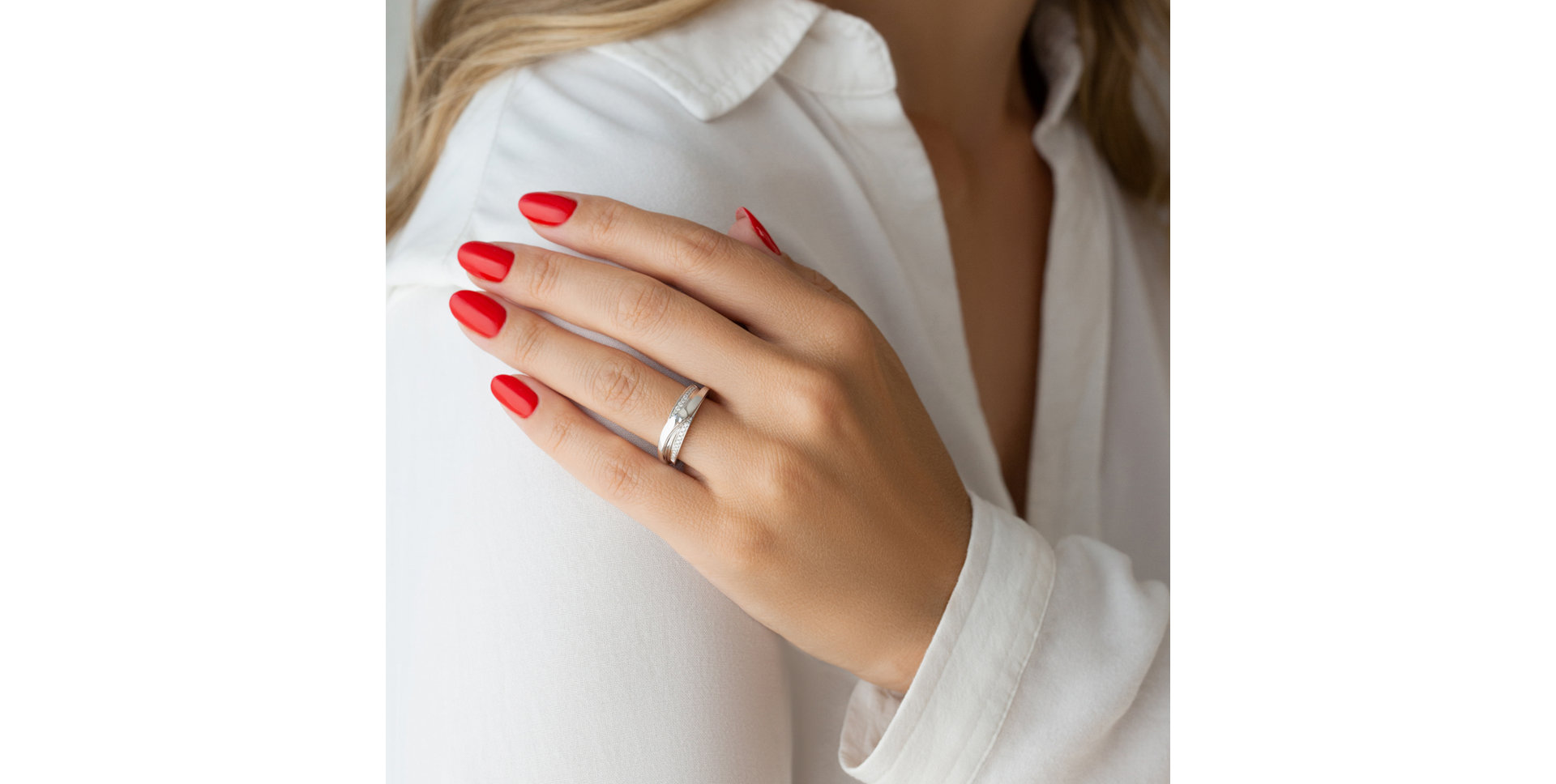 Prsteň s diamantmi Moon Stranger