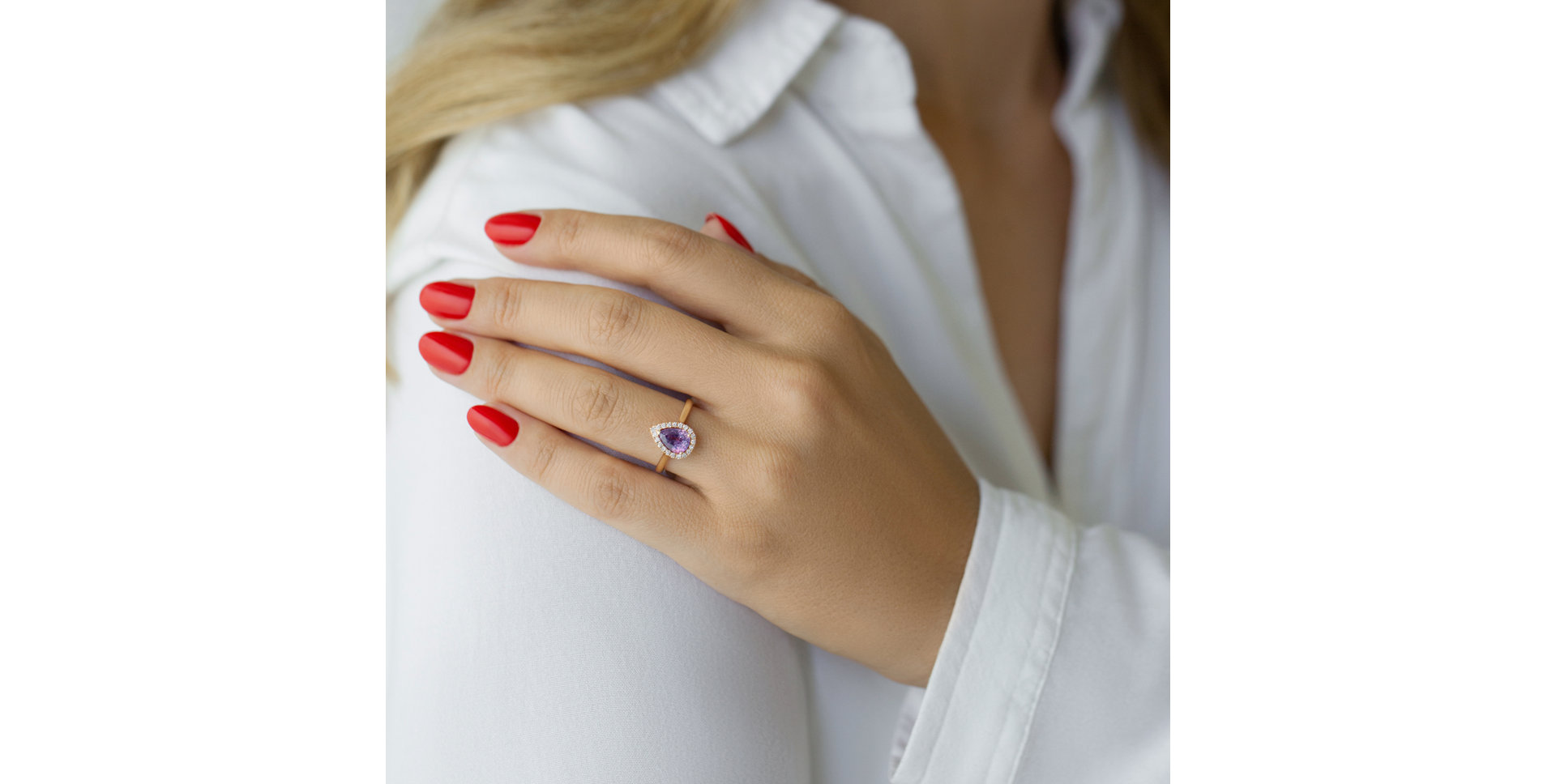 Prsteň s zafírom a diamantmi Chronormu