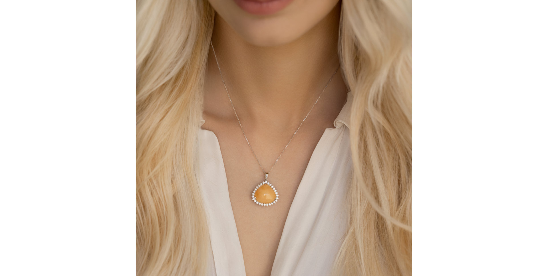 Přívěsok s opálom a diamantmi Royal Opal