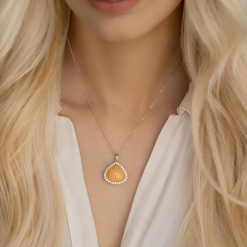 Přívěsok s opálom a diamantmi Royal Opal