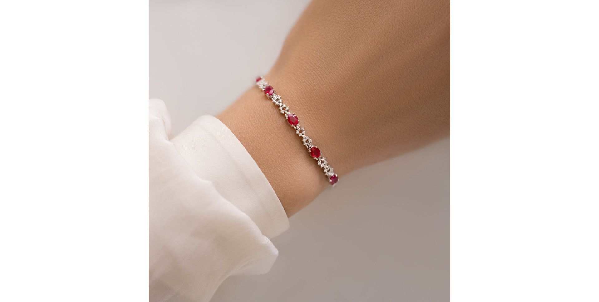 Náramok s diamantmi a rubínmi Ruby Duchess