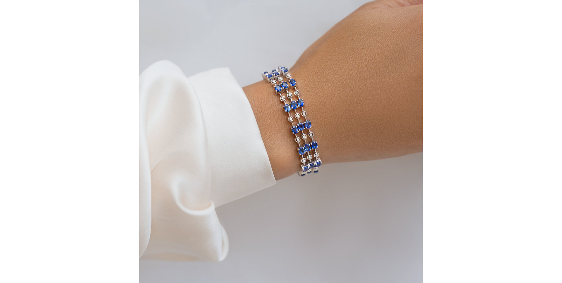 Náramok s diamantmi a zafírmi Majestic Skyline