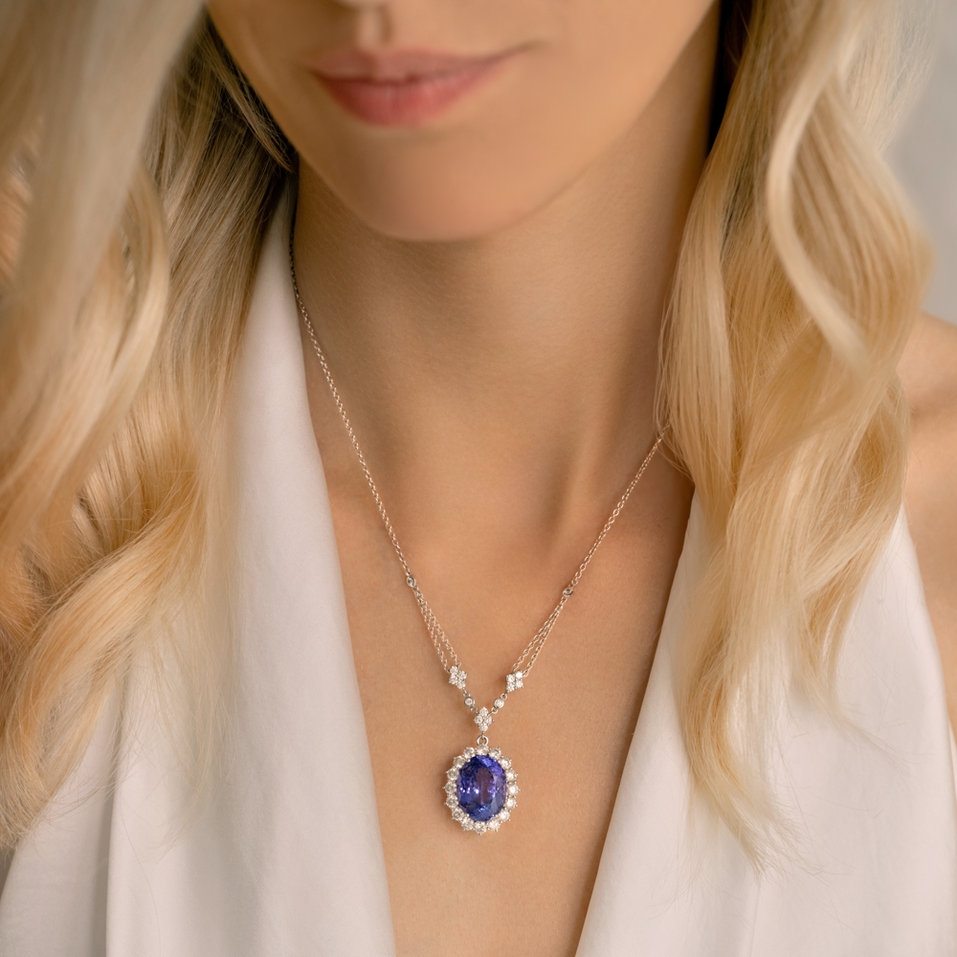 Náhrdelník s tanzanitom a diamantmi Divine Goddess