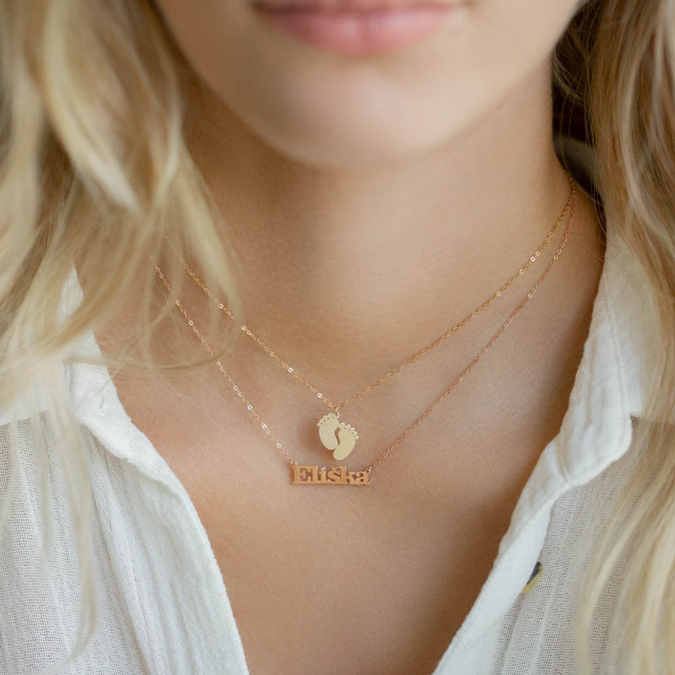 Náhrdelník s diamantom Classic name